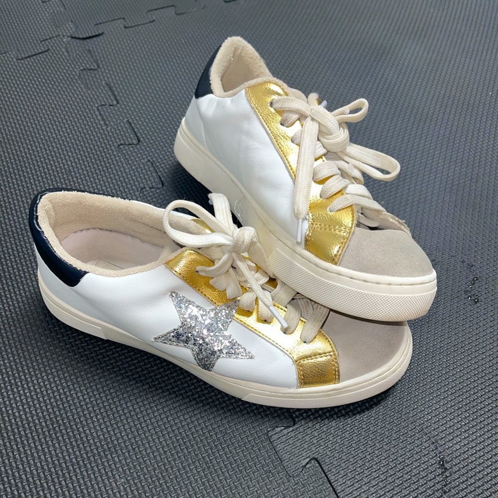 🖤STEVE🖤 By Steve Madden Sneakers